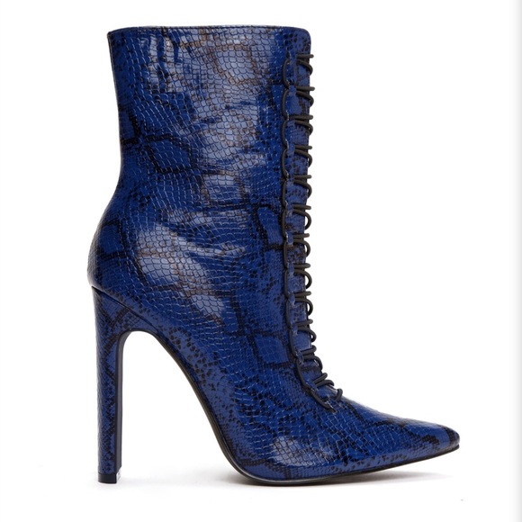 Fashion Nova Shoes Nwt Blue Snake Print Booties Poshmark